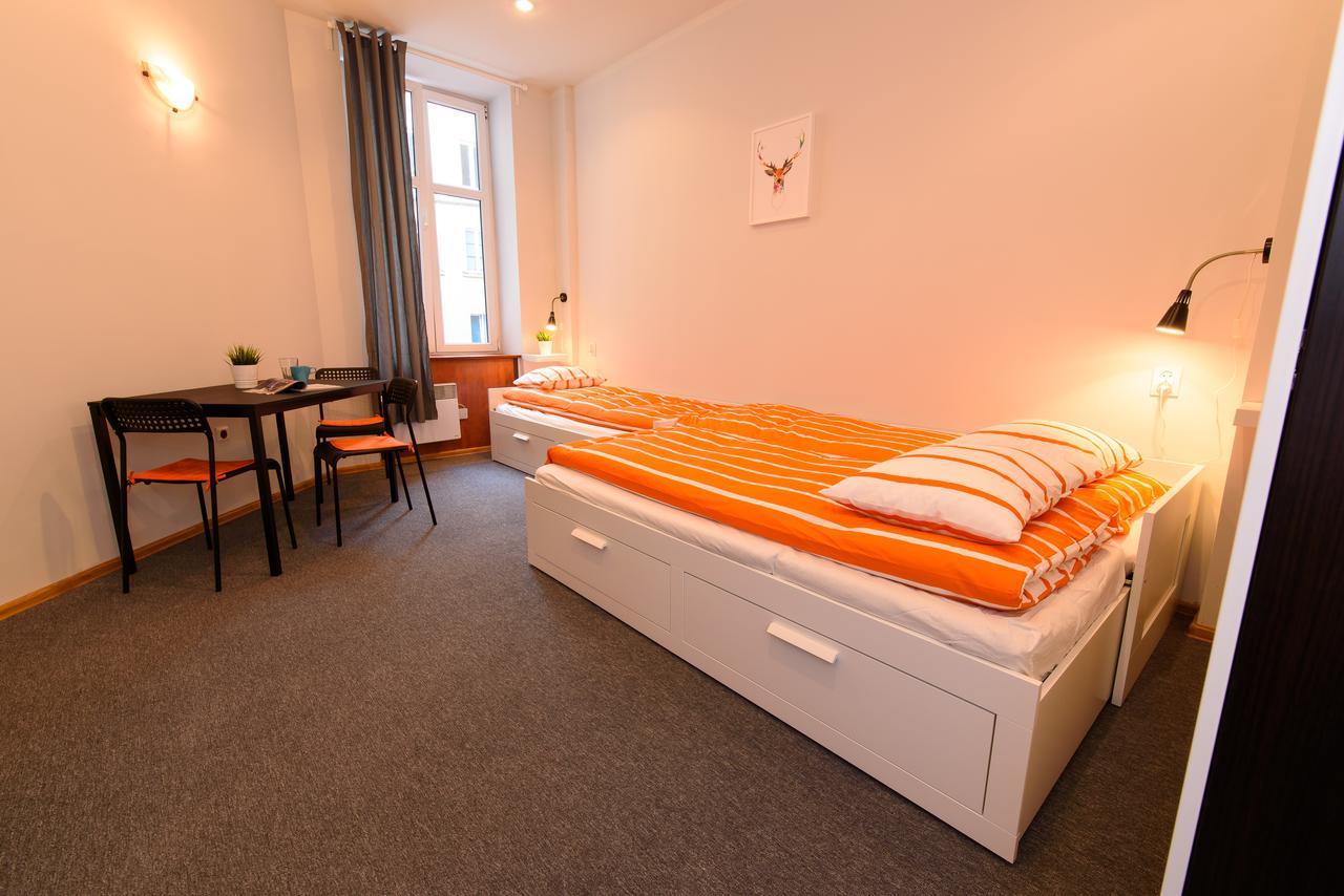 Constitution Square Rooms Warsaw Ngoại thất bức ảnh
